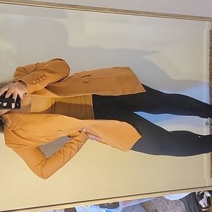 REMOVED Essue Blazer with Belt